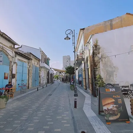 아파트 Finikoudes Soul *